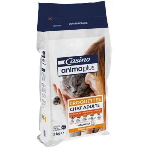 Croquettes au poulet canard et légumes pour chat 2Kg Animaplus - CASINO